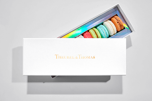 macaroons packaging design.png